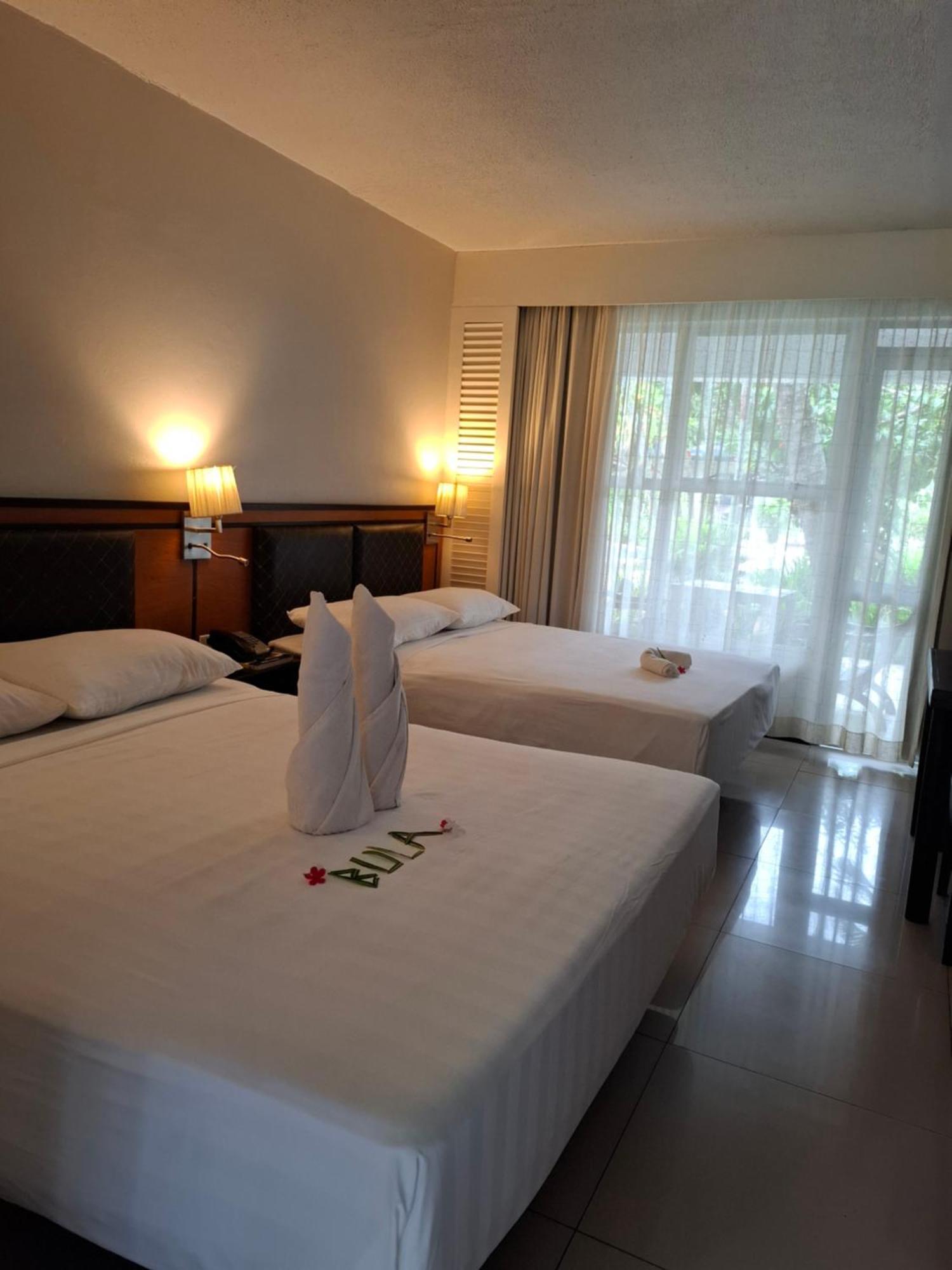 Capricorn International Hotel Nadi Exterior photo